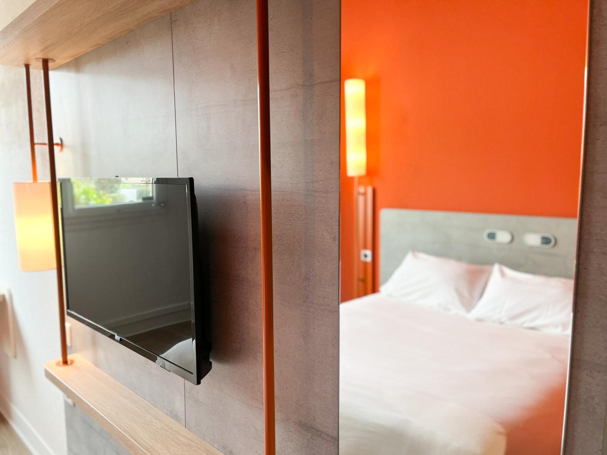 Ibis Budget Saint Christol Les Ales Eksteriør bilde