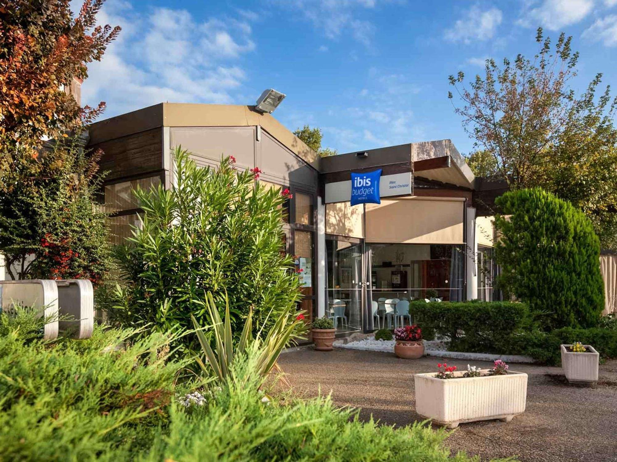 Ibis Budget Saint Christol Les Ales Eksteriør bilde