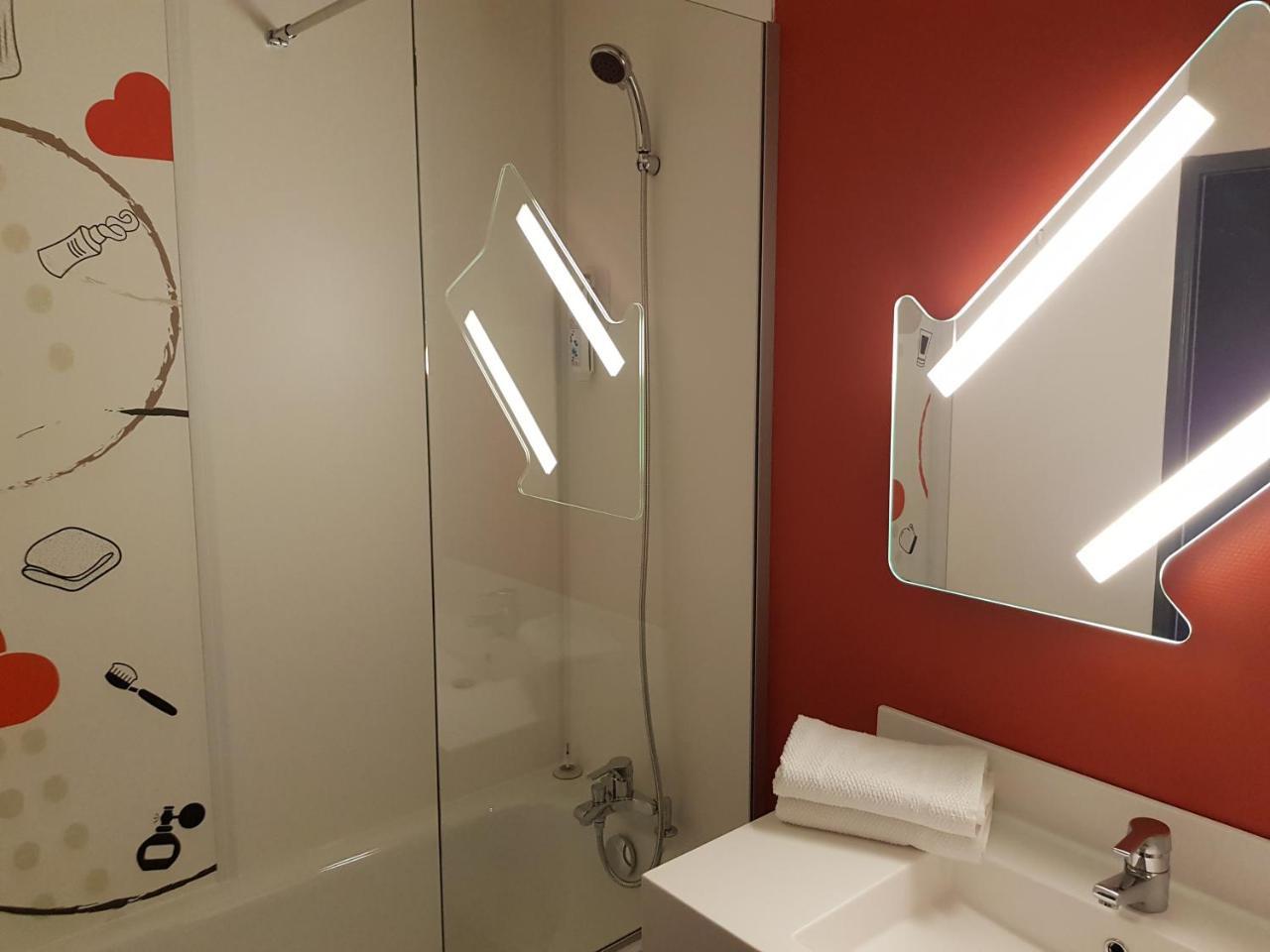 Ibis Budget Saint Christol Les Ales Eksteriør bilde